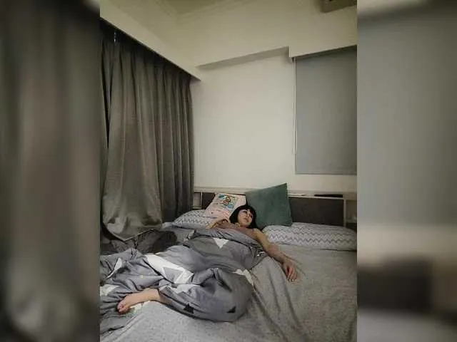 Alexa9k7 – webcam model profile photo Image 4