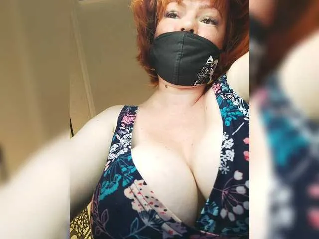 AnnAbbey – webcam model profile photo Image 4