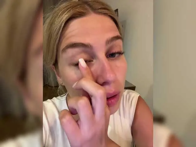 stargroup – webcam model profile photo Image 14