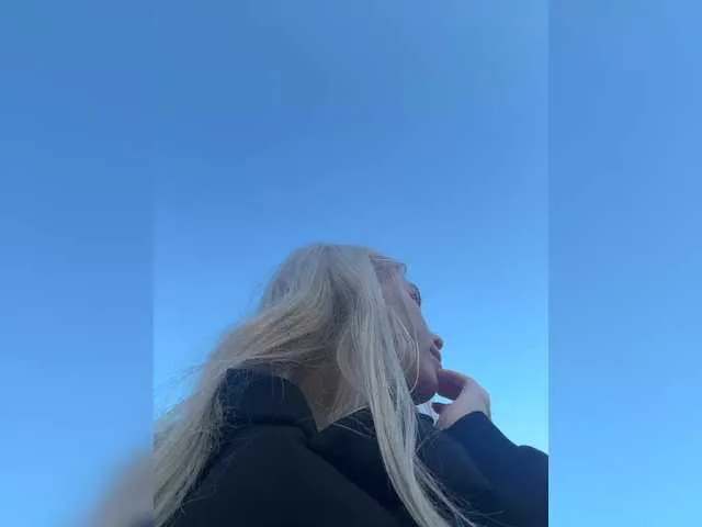 stargroup – webcam model profile photo Image 7