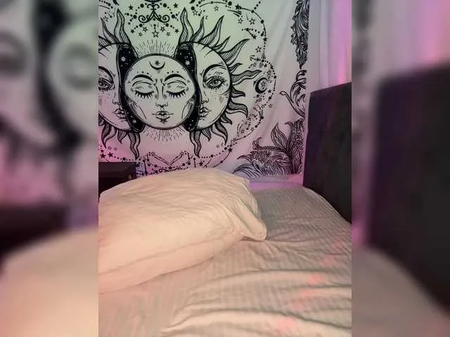 --Erika-- – webcam model profile photo Image 17