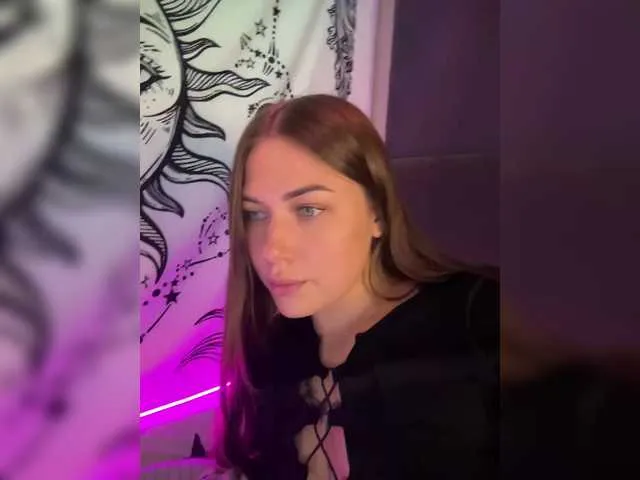 --Erika-- – webcam model profile photo Image 5