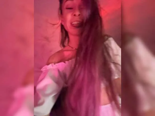 OneInAMillionXXX – webcam model profile photo Image 14