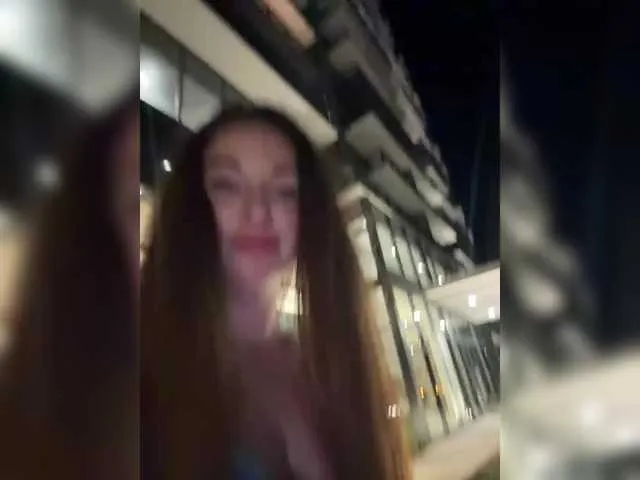 CatalinaDalessio – webcam model profile photo Image 4