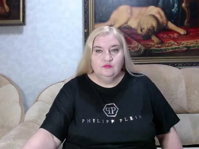 Dolce – webcam model profile photo Image 19