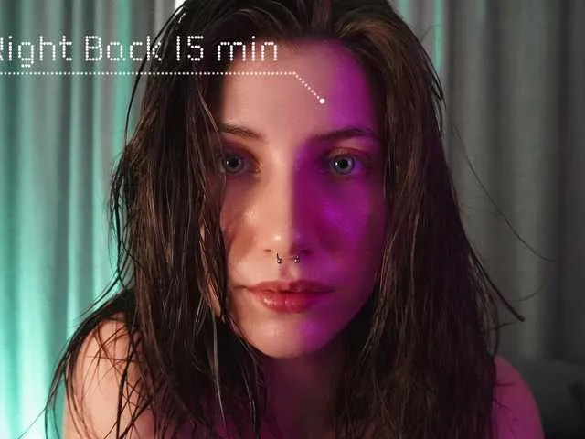 LaraCharm – webcam model profile photo Image 16