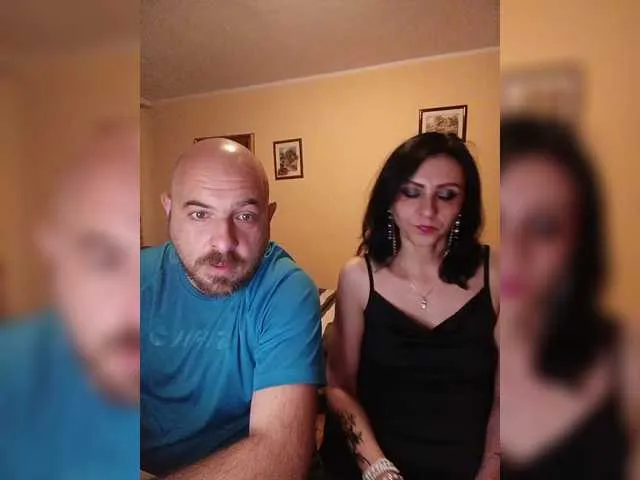 seraphine23 – webcam model profile photo Image 6