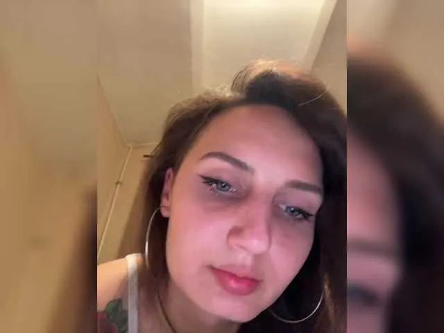 HannaMaison – webcam model profile photo Image 5