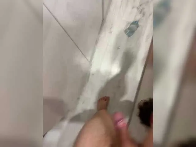 ElizaJaramillo – webcam model profile photo Image 5