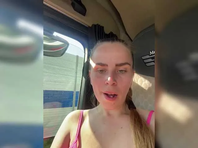 AlisonColemans – webcam model profile photo Image 17