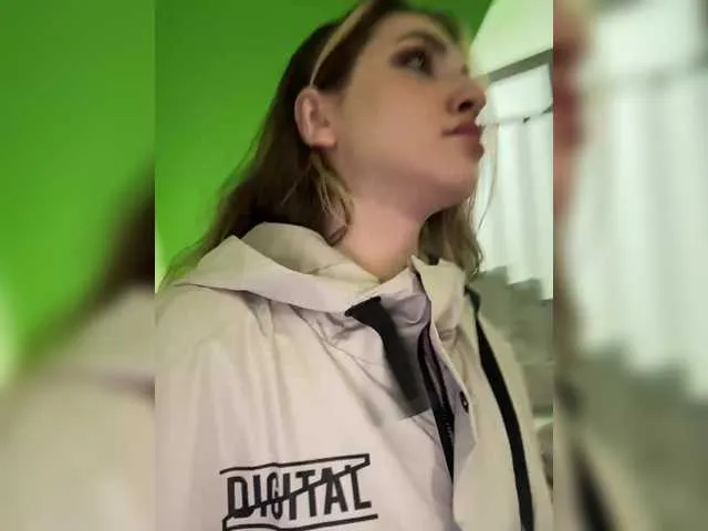 ValeryEvan – webcam model profile photo Image 5