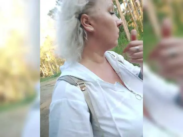 ElizaJaramillo – webcam model profile photo Image 13