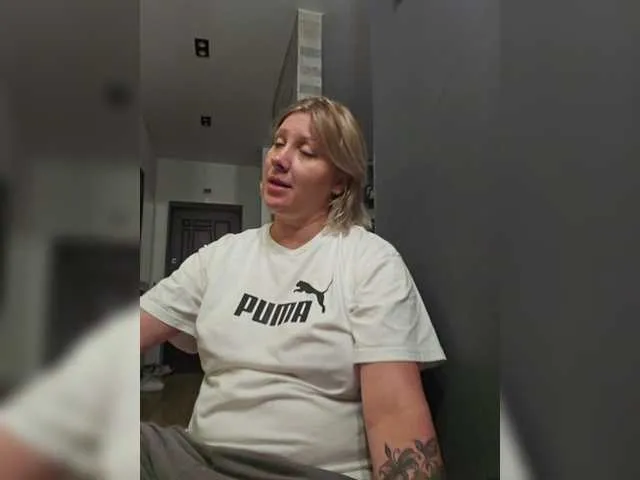 ElizaJaramillo – webcam model profile photo Image 6