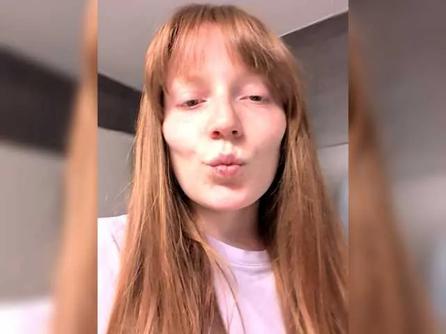 Yui-Ch06 – webcam model profile photo Image 10