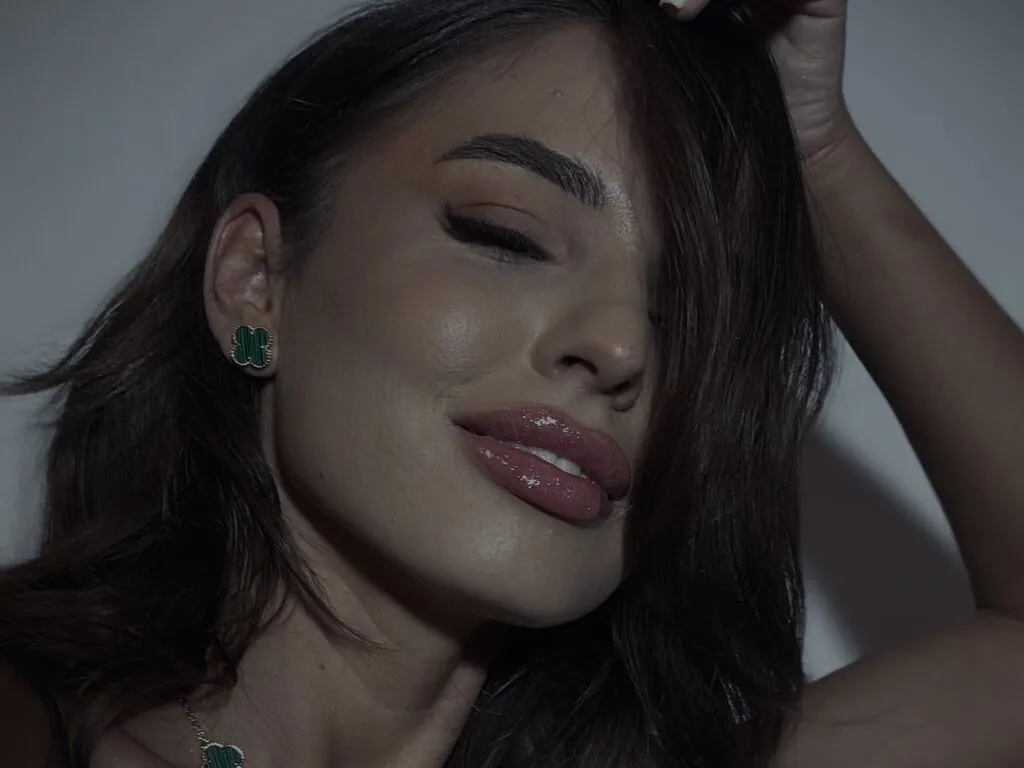 EsmeAinsley – webcam model profile photo