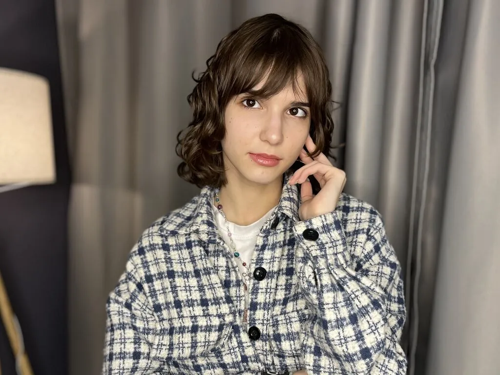 TheaDaffin – webcam model profile photo