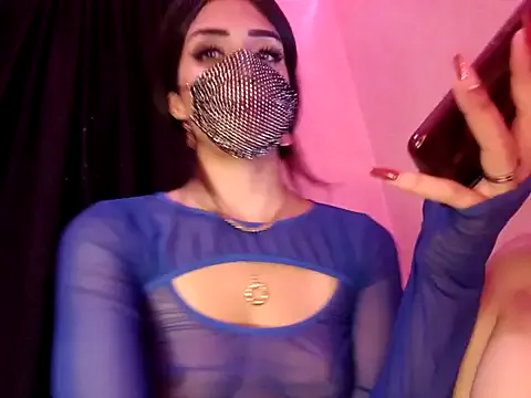 MayaHiper – webcam model profile photo Image 12