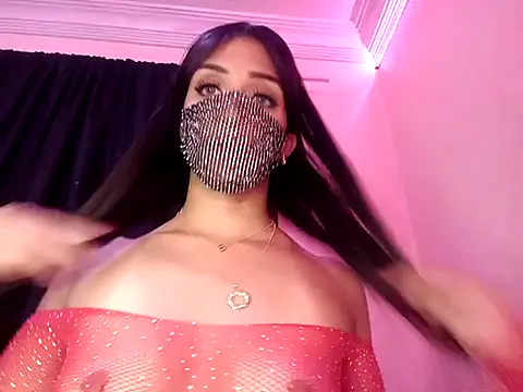 MayaHiper – webcam model profile photo Image 3