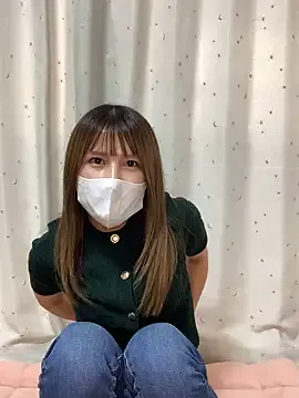 SarithaBroun – webcam model profile photo Image 3