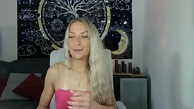 Buffi – webcam model profile photo Image 5