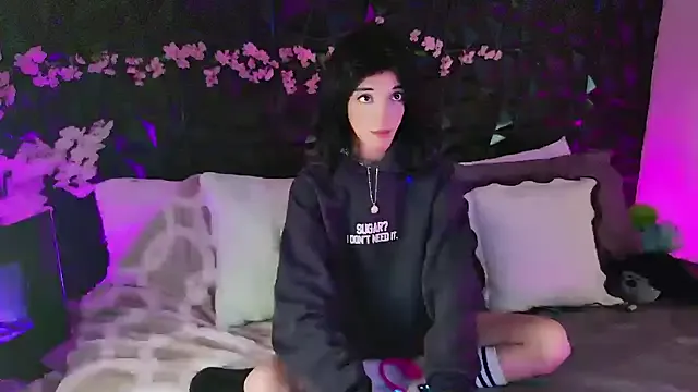 IzaBelle – webcam model profile photo Image 17