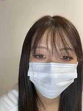 seraphine23 – webcam model profile photo Image 3