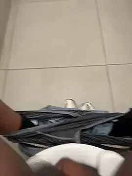 AyshaConnor – webcam model profile photo Image 17