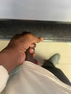 AyshaConnor – webcam model profile photo Image 3