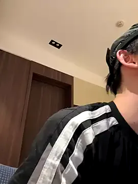 EsmeBrowm – webcam model profile photo Image 12