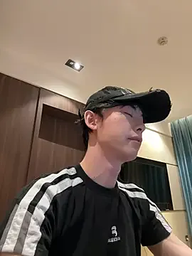 EsmeBrowm – webcam model profile photo Image 8