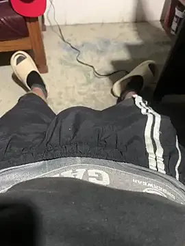 ErzabelLew – webcam model profile photo Image 10