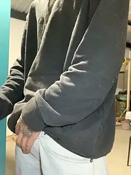 ErzabelLew – webcam model profile photo Image 4