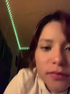 MadelineLane – webcam model profile photo Image 7