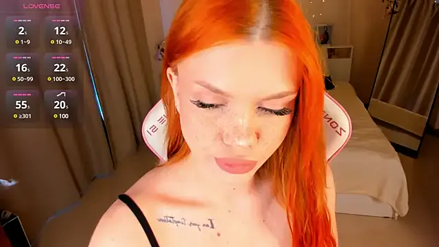 TopsyWilde – webcam model profile photo Image 4