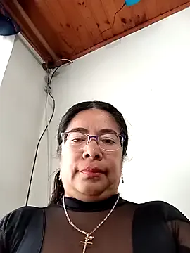 YuliyaLasker – webcam model profile photo Image 11