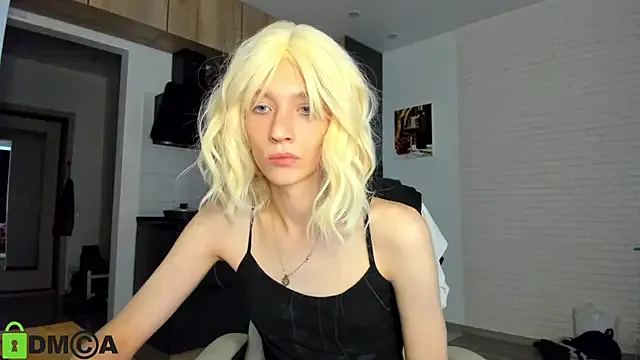 MollyBoston – webcam model profile photo Image 3