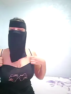 MarylinGlory – webcam model profile photo Image 6