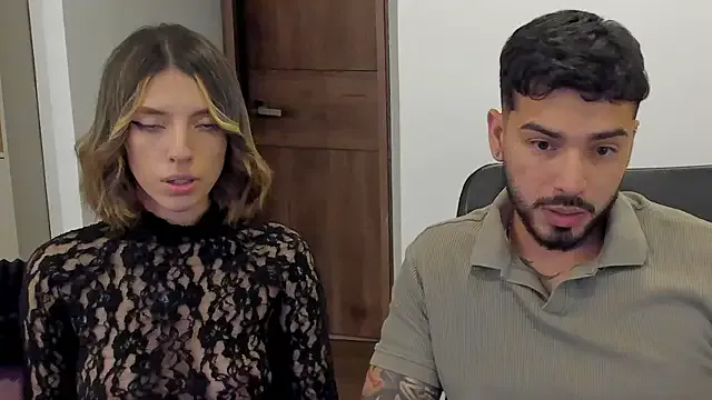 Liana – webcam model profile photo Image 6