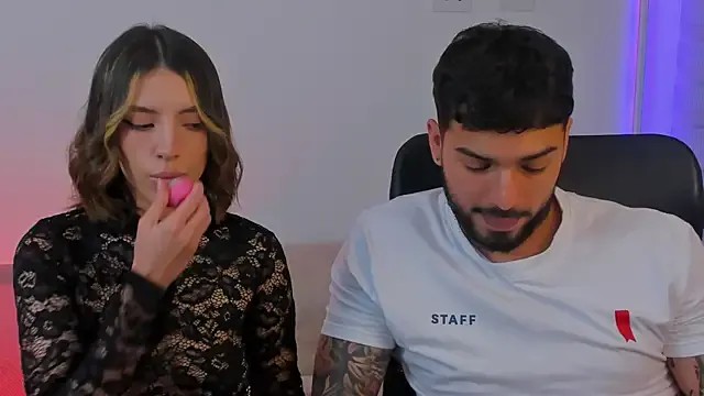 Liana – webcam model profile photo Image 9