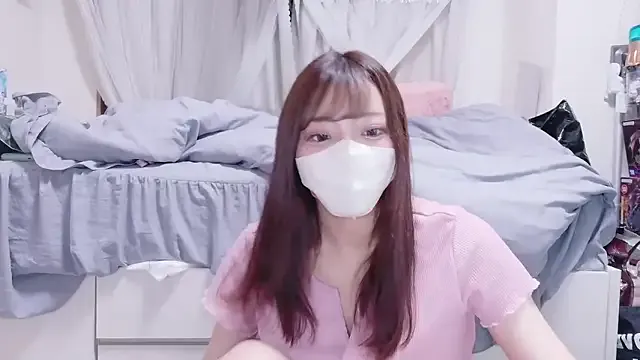 MiraKova – webcam model profile photo Image 11