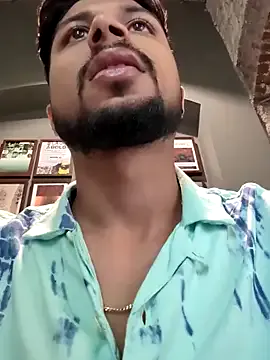 OliviaLifton – webcam model profile photo Image 2