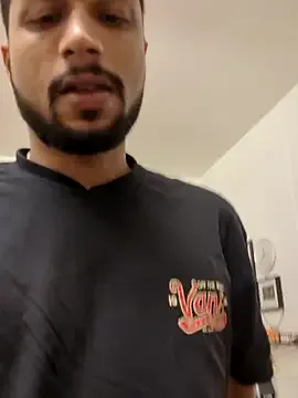 OliviaLifton – webcam model profile photo Image 9