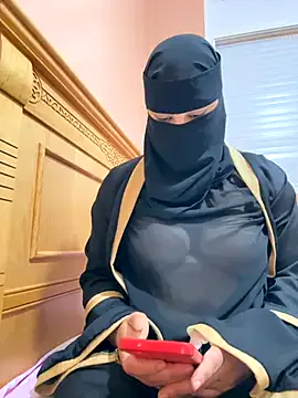 somniya – webcam model profile photo Image 18