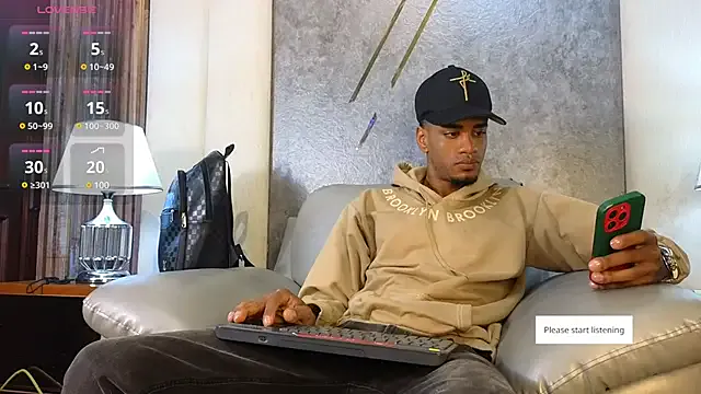 KateGale – webcam model profile photo Image 10