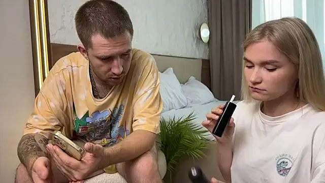 IngridMuller – webcam model profile photo Image 3