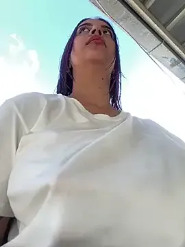 molochnaya000 – webcam model profile photo Image 5