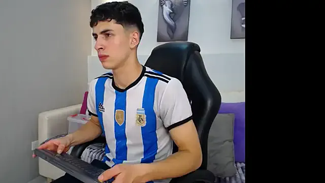 Kelly_Berry__ – webcam model profile photo Image 3