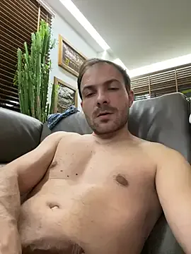 Adventurehotman – webcam model profile photo