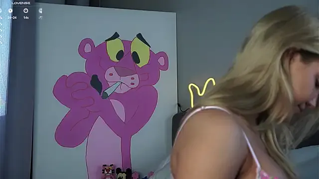 Hot-Sarah-arab – webcam model profile photo Image 14