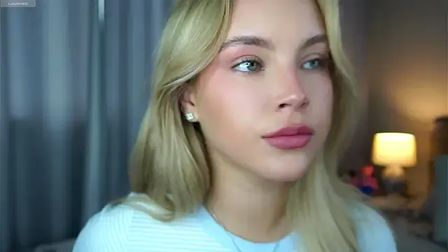 Hot-Sarah-arab – webcam model profile photo Image 8